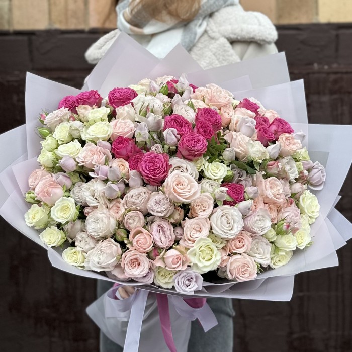 Микс из 55 кустовых роз